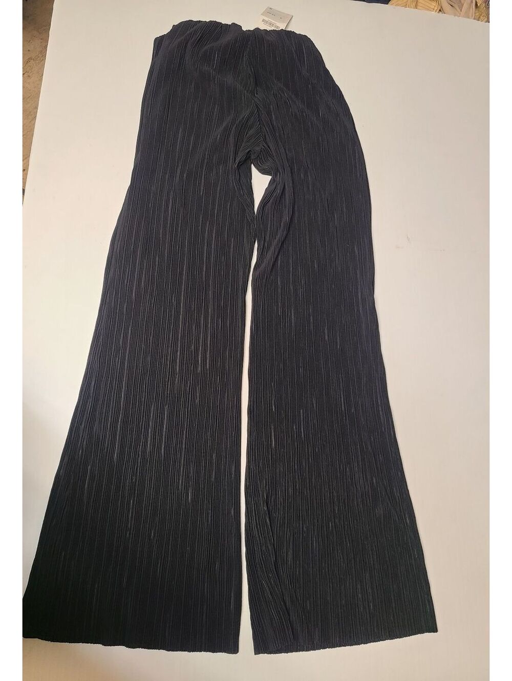 Zara Plissé Wide-Leg Pants in a dark Size S 5584/374/800